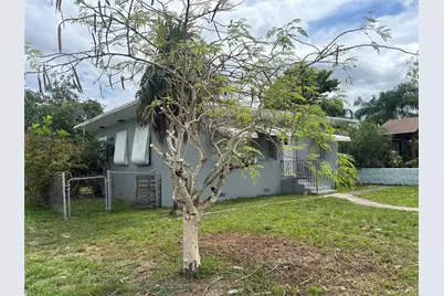 2218 Roosevelt Street, Hollywood, FL 33020 - Photo 14