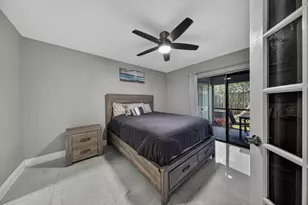 1036 E Lakes Dr, Pompano Beach, FL 33064 - Photo 22