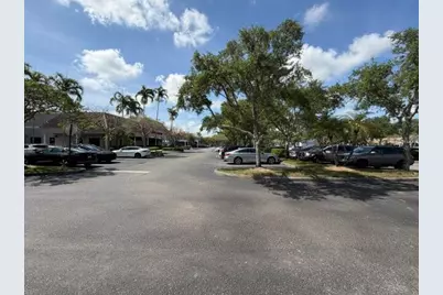 9633 W Broward Boulevard #2, Plantation, FL 33324 - Photo 16