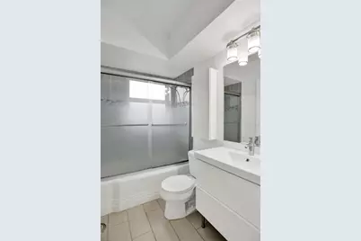 708 NE 24th Avenue, Pompano Beach, FL 33062 - Photo 18