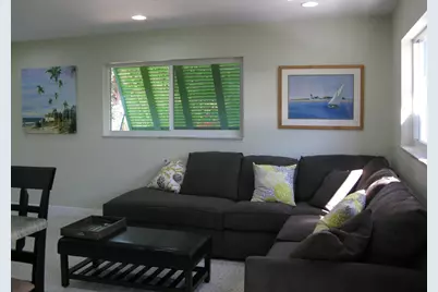 13767 Oleander Avenue E #E, Juno Beach, FL 33408 - Photo 2