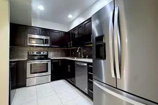 1180 Carlton Ct, Fort Pierce, FL 34949 - Photo 10