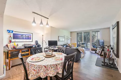 250 Jacaranda Drive #308, Plantation, FL 33324 - Photo 4
