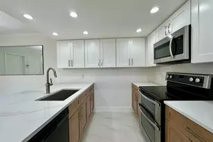 9148 SW 23rd St, Davie, FL 33324 - Photo 4