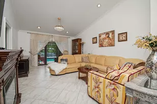 9708 Erica Ct, Boca Raton, FL 33496 - Photo 12