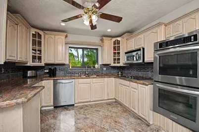 9708 Erica Court, Boca Raton, FL 33496 - Photo 24
