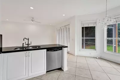10902 Tamoron Lane, Boca Raton, FL 33498 - Photo 18