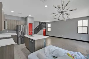 5902 NW 46th Ln, Tamarac, FL 33319 - Photo 2