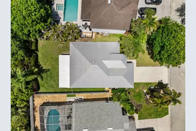 864 NW Waterlily Place, Jensen Beach, FL 34957 - Photo 32