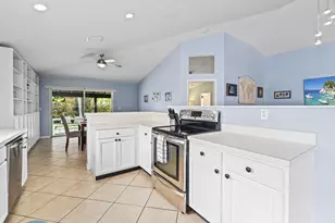 864 NW Waterlily Pl, Jensen Beach, FL 34957 - Photo 12