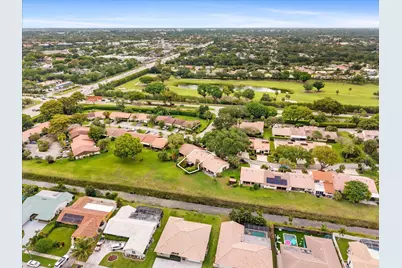 6886 Tiburon Circle, Boca Raton, FL 33433 - Photo 2