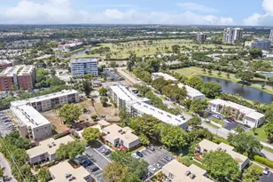 1638 Embassy Dr, West Palm Beach, FL 33401 - Photo 2