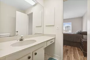 1638 Embassy Dr, West Palm Beach, FL 33401 - Photo 10