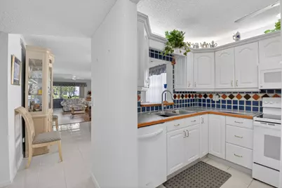 2935 SW 22nd Avenue #108, Delray Beach, FL 33445 - Photo 4