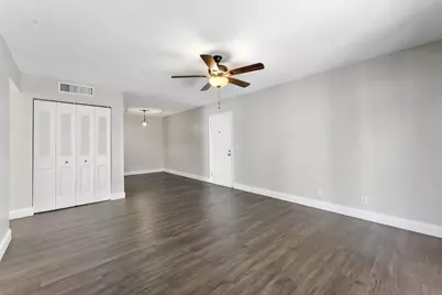 1500 N Congress Avenue #C19, West Palm Beach, FL 33401 - Photo 4