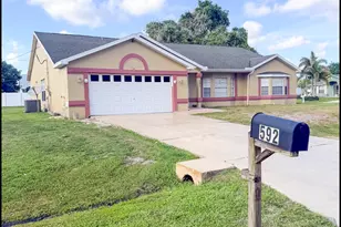 592 SW Lovell Terrace, Port Saint Lucie, FL 34953 - Photo 4