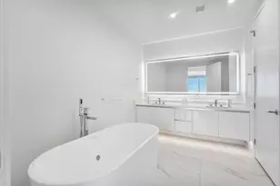 220 Lake Shore Dr, Lake Park, FL 33403 - Photo 24