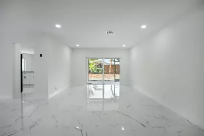 8535 NW 25th Place, Coral Springs, FL 33065 - Photo 12