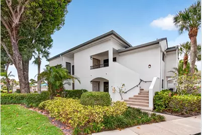 7485 Glendevon Lane #1105, Delray Beach, FL 33446 - Photo 2