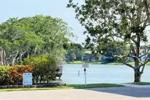 187 Stratford N, West Palm Beach, FL 33417 - Photo 14