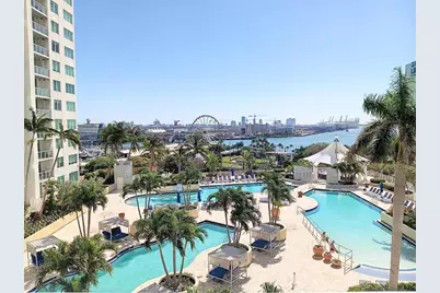 244 Biscayne Boulevard #2805, Miami, FL 33132 - Photo 1