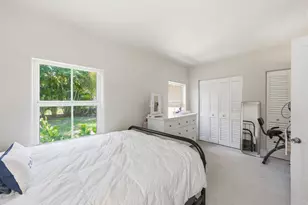 1020 SW 18th Ct, Fort Lauderdale, FL 33315 - Photo 12