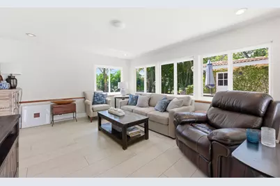 1020 SW 18th Court, Fort Lauderdale, FL 33315 - Photo 10