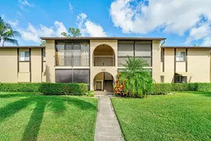 407 Pine Glen Ln, Greenacres, FL 33463 - Photo 1
