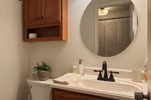 680 W Horizons W, Boynton Beach, FL 33435 - Photo 10