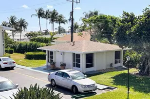680 W Horizons W, Boynton Beach, FL 33435 - Photo 16