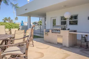 2731 NE 14th St, Pompano Beach, FL 33062 - Photo 24