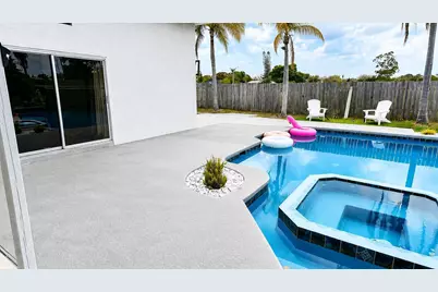 2068 SE Triumph Road, Port Saint Lucie, FL 34952 - Photo 20