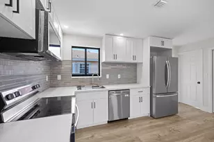 1522 NW 41st St, Miami, FL 33142 - Photo 10