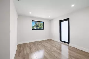 1522 NW 41st St, Miami, FL 33142 - Photo 18