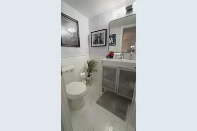 702 SE 2nd Avenue SE #405, Deerfield Beach, FL 33441 - Photo 14