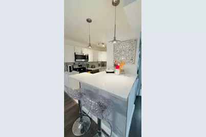 702 SE 2nd Avenue SE #405, Deerfield Beach, FL 33441 - Photo 2
