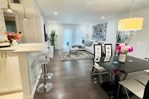 702 SE 2nd Ave SE, Deerfield Beach, FL 33441 - Photo 1