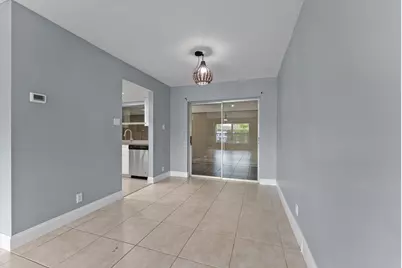 901 NW 49th Street, Deerfield Beach, FL 33064 - Photo 8