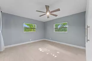 901 NW 49th St, Deerfield Beach, FL 33064 - Photo 6