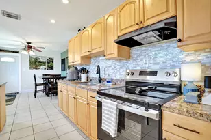 5740 SW 38th St, Davie, FL 33314 - Photo 18