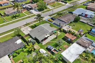 5740 SW 38th St, Davie, FL 33314 - Photo 46