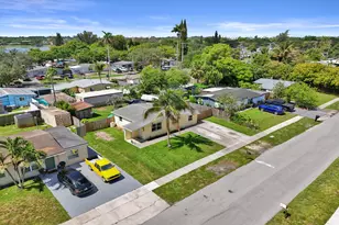 5740 SW 38th St, Davie, FL 33314 - Photo 36