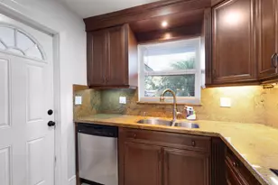 2940 NE 18th St, Pompano Beach, FL 33062 - Photo 6