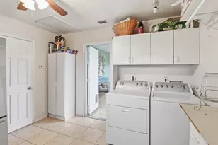 309 Hach Ln, West Palm Beach, FL 33415 - Photo 14