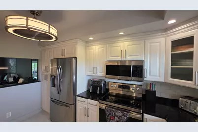 9301 Sunrise Lakes Boulevard #306, Sunrise, FL 33322 - Photo 8