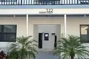 322 Harding St, Hollywood, FL 33019 - Photo 2