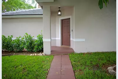 4907 Pelican Manor, Coconut Creek, FL 33073 - Photo 10