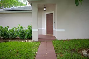 4907 Pelican Manor, Coconut Creek, FL 33073 - Photo 10