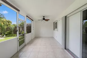 2141 N 56th Ave, Hollywood, FL 33021 - Photo 18