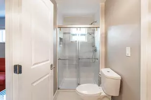 2141 N 56th Ave, Hollywood, FL 33021 - Photo 12